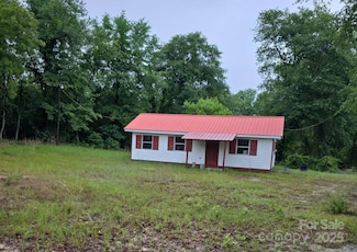 294 Eason Rd, Mount Croghan, SC 29727