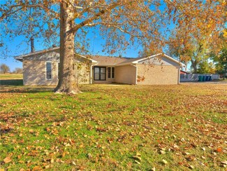5708 N Sara Rd, Yukon, OK 73099