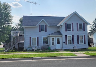 576 East Ave, Zumbrota, MN 55992
