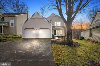 122 Marsh Creek Dr, Downingtown, PA 19335