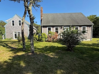 2 Farmers Rd, Edgartown, MA 02539