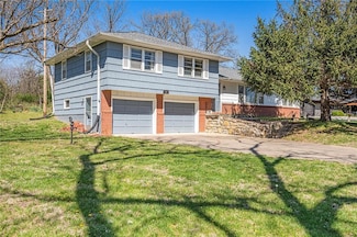 625 Edwardsville Dr, Kansas City, KS 66111