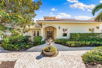 1904 Hyde Park St, Sarasota, FL 34239