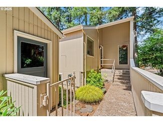 2547 Brittania Place, Eugene, OR 97405