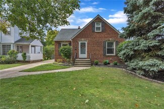 4492 W 221st St, Cleveland, OH 44126