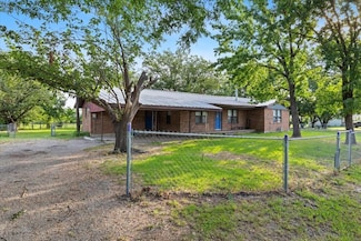 1001 County Road 2917, Dodd City, TX 75438