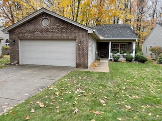 39353 Armstrong Ln Unit 19, Westland, MI 48185