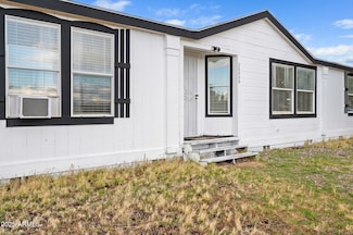20908 E Deer Valley Ln, Mayer, AZ 86333