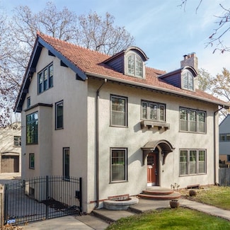 1796 Burns Ave, Detroit, MI 48214