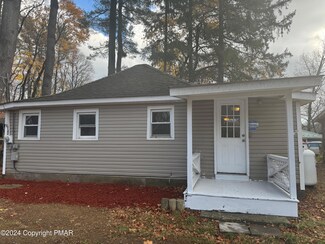 707 Mccabe Ln, Saylorsburg, PA 18353