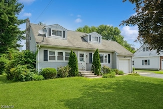 10 Springdale Garden Rd, Newton, NJ 07860