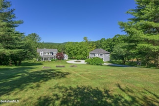176 W Center Rd, West Stockbridge, MA 01266