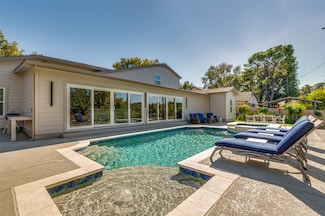 944 Hummingbird Trail, Grapevine, TX 76051