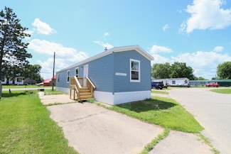 425 Arthur St Unit 26, Tomah, WI 54660