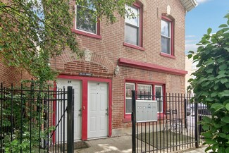 958 N Honore St, Chicago, IL 60622