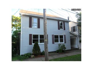 124 W Chestnut St, Lisbon, OH 44432