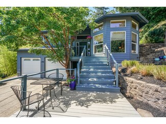2418 Woodhaven Ct, West Linn, OR 97068