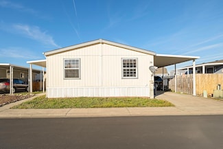 1570 S Peach St Unit SPC 79, Medford, OR 97501