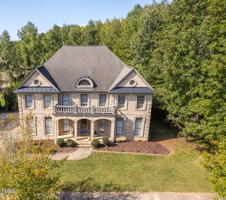 504 Arborhill Ln, Holly Springs, NC 27540