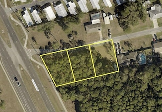 90 Palm Breeze Dr, Edgewater, FL 32141