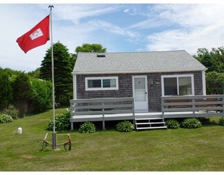 21 Silver Shell Beach Dr, Fairhaven, MA 02719