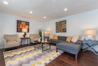 3617 Sunswept Dr, Los Angeles, CA 91604