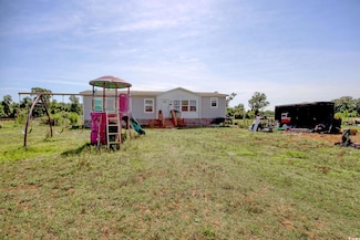 176 Old Flowers Rd, Johnsonville, SC 29555