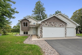 17553 305th Ln, Shafer, MN 55074