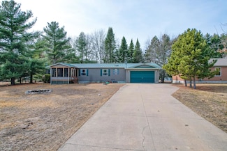 N7957 15th Ave, New Lisbon, WI 53950
