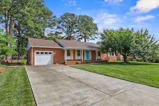 1040 Patrick Henry Way, Virginia Beach, VA 23455