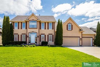 2325 S 184th Cir, Omaha, NE 68130
