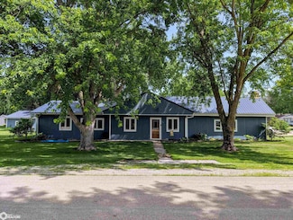 507 2nd Ave N, Dakota City, IA 50529