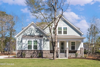 778 Hollybriar Loop Rd SE, Bolivia, NC 28422