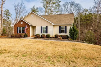 350 Brookwoods Ln, Dahlonega, GA 30533