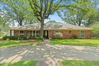 300 Beaconsfield Rd, Sherwood, AR 72120