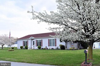54 Whitaker Way, Camden, DE 19934