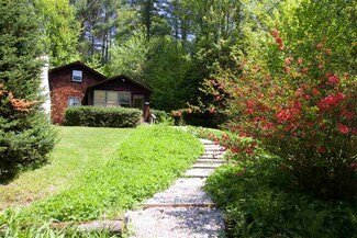 1966 Thompsonburg Rd, South Londonderry, VT 05155