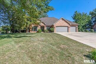 26 Georgetowne Rd Unit 1, Sherman, IL 62684