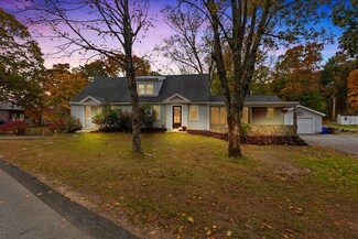 2 Bassett St, Taunton, MA 02780