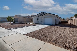 3725 N Lomita St, Kingman, AZ 86409