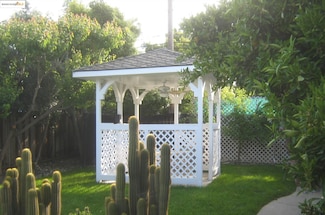 2075 Lakewood Dr, San Jose, CA 95132