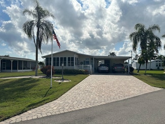 12 Blue Marlin Ln, Sebastian, FL 32958