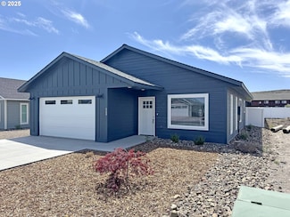 660 E St, Baker City, OR 97814