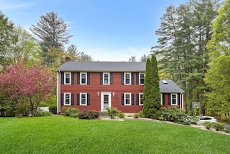 89 Gray St, North Andover, MA 01845