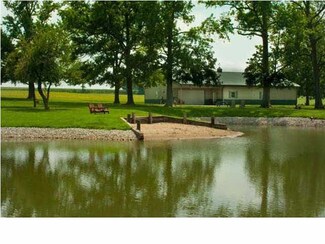 1169 W State Road 68, Haubstadt, IN 47639