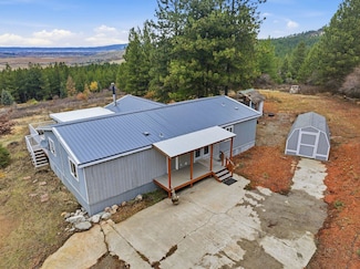 23420 E Henry Rd, Greenacres, WA 99016