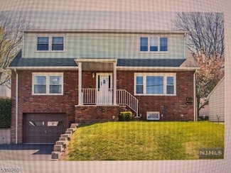 95 Maple Ave, Woodland Park, NJ 07424