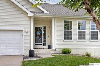 14778 Eagle St, Bennington, NE 68007