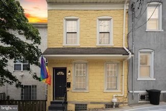 4676 Wilde St, Philadelphia, PA 19127
