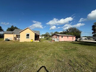 1405 N 15th St, Fort Pierce, FL 34950